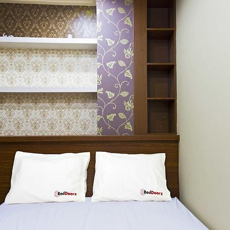 Reddoorz @ Tebet Asem Baris Hotel Джакарта Екстериор снимка