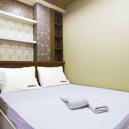 Reddoorz @ Tebet Asem Baris Hotel Джакарта Екстериор снимка